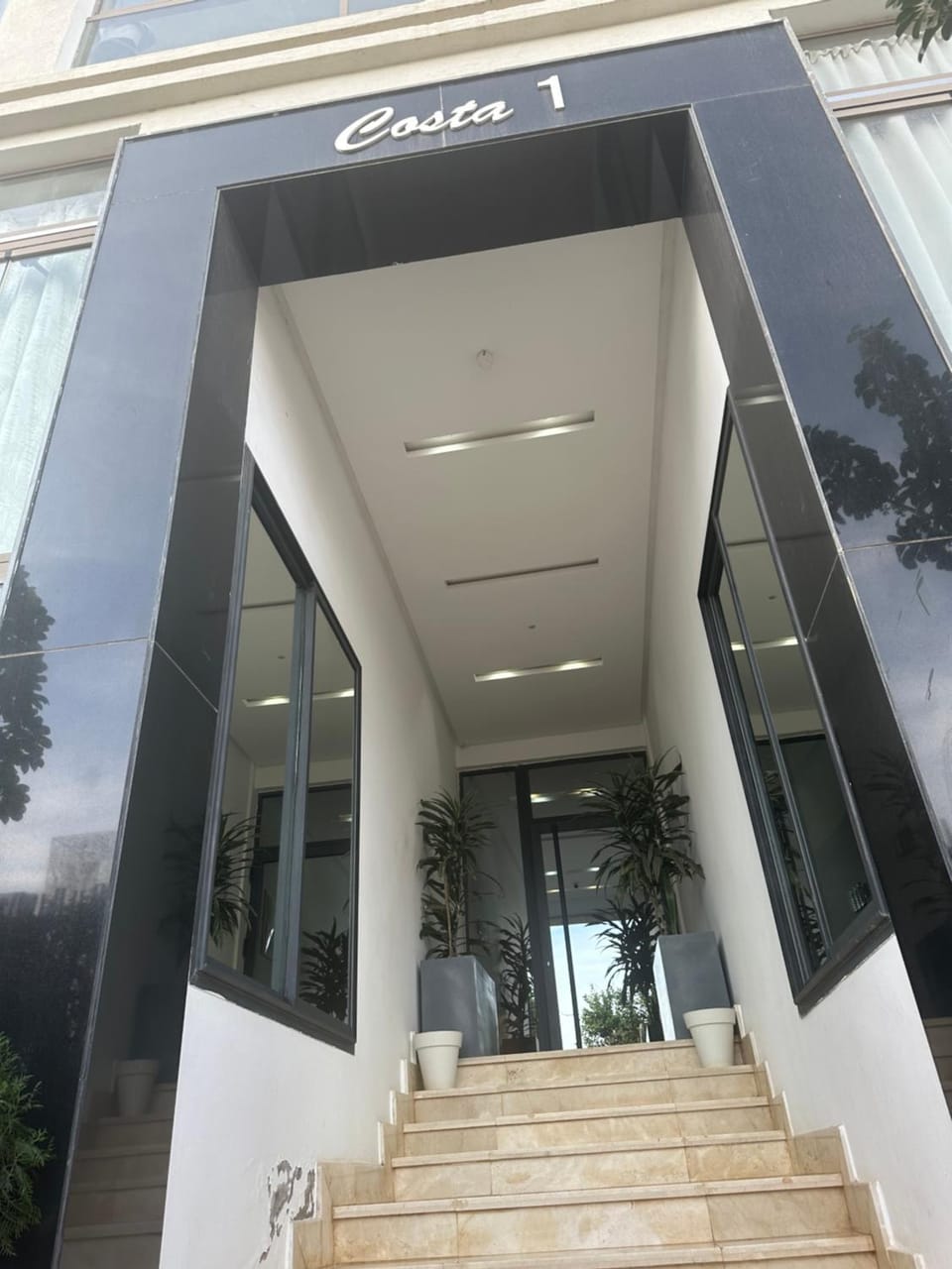 Belle appartement tout neuf Apartment in Casablanca-Settat