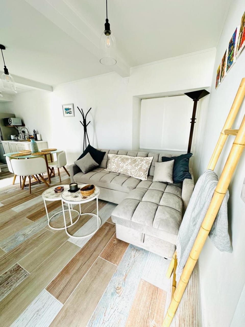 Ventana a la Ría House in Galicia