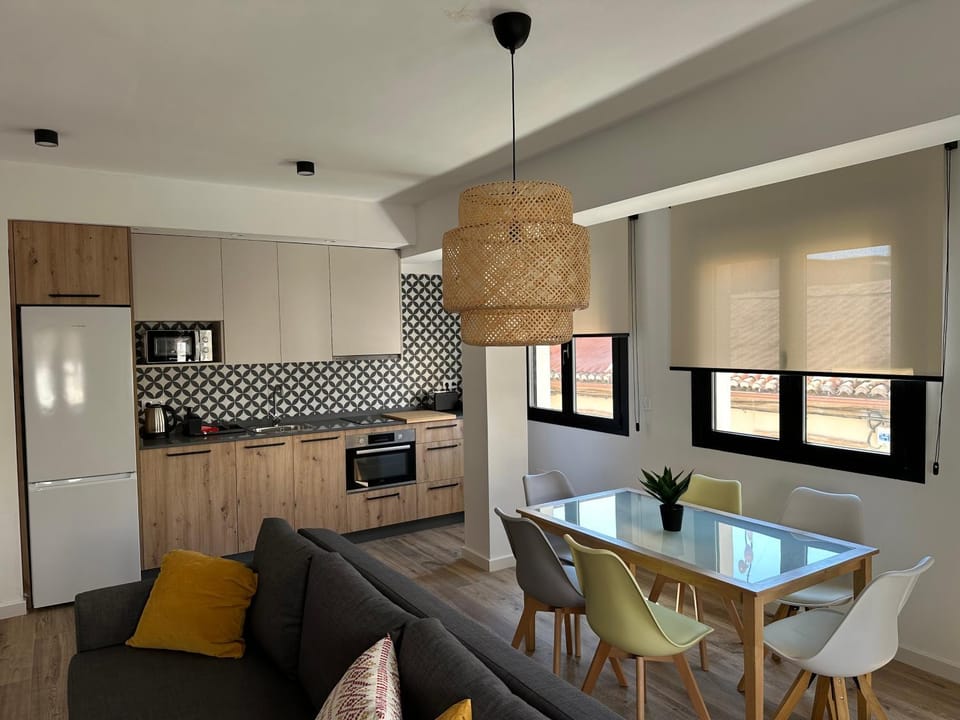 Kitchen or kitchenette, Living room, Dining area