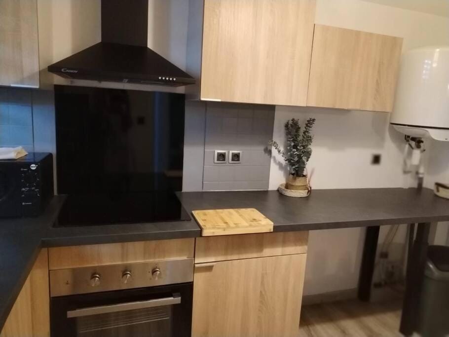 Studio le Zéphyr Ste Clotilde Apartment in Réunion