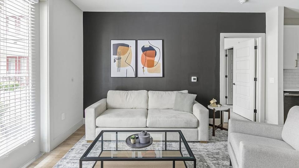 Landing Modern Apartment with Amazing Amenities (ID1214X444) Apartment in Dallas