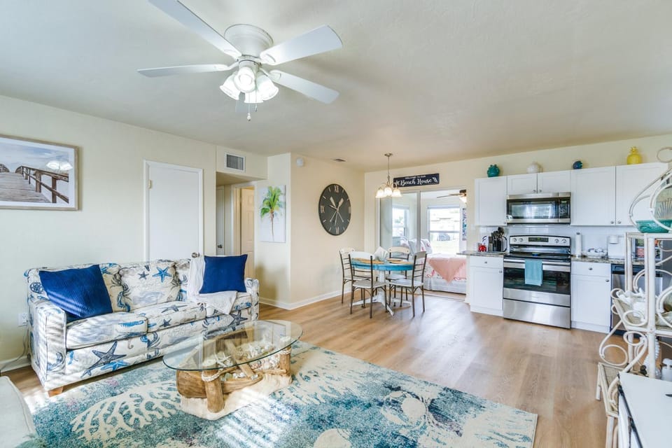 4 Mi to Beach: Charming Port Charlotte Home! House in Port Charlotte