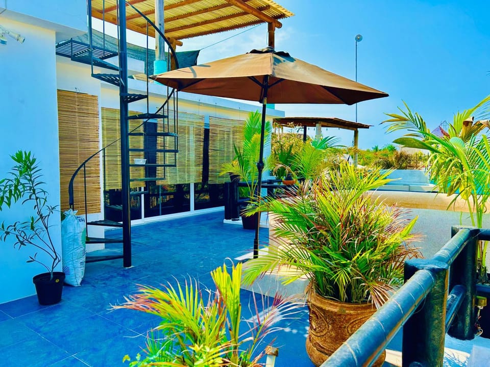 Patio, View (from property/room), Balcony/Terrace