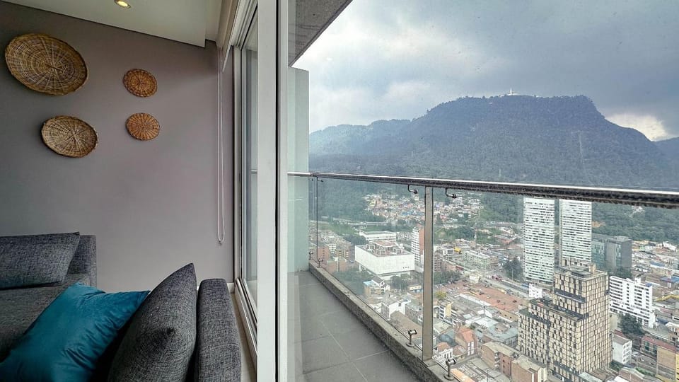 Bird's eye view, Mountain view