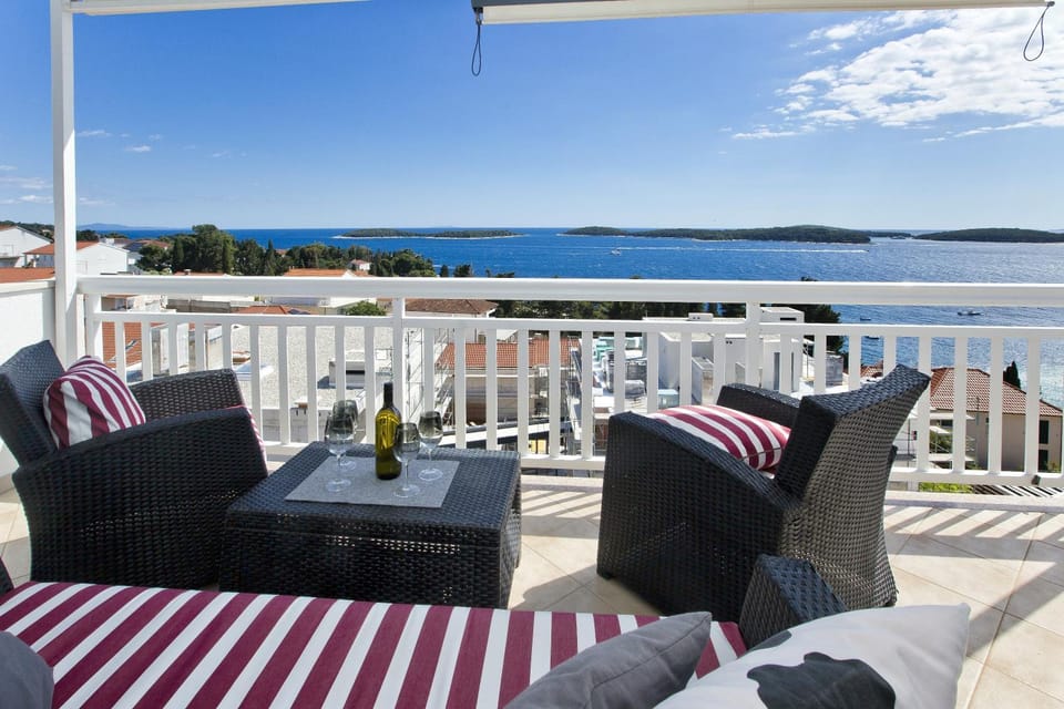 Luce Mediterranean Apartment's Apartment in Hvar