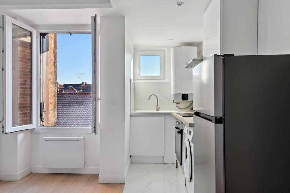 Kitchen or kitchenette, pet friendly, stove