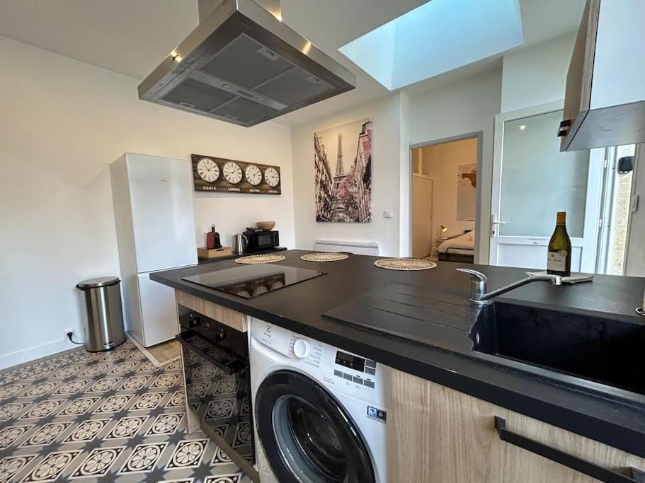 Le Traveller - COSY FLAT Senlis Apartment in Île-de-France