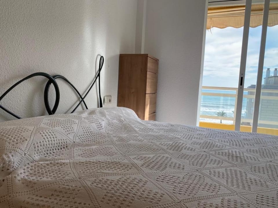 Bed, Photo of the whole room, Bedroom, Sea view