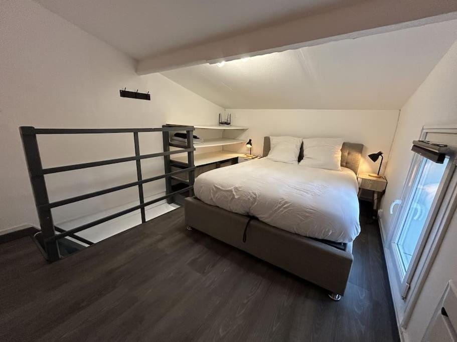 Le Paddock - COSY FLAT Senlis Apartment in Île-de-France