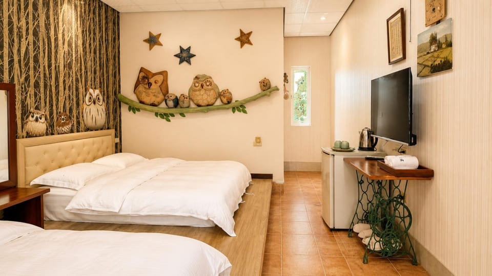 Family Pottery Bed and Breakfast in Hengchun Township