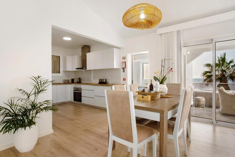 Kitchen or kitchenette, kitchen