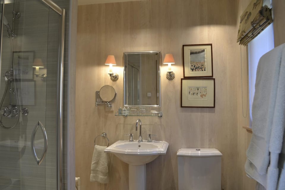 Ness Castle Lodges House in Inverness