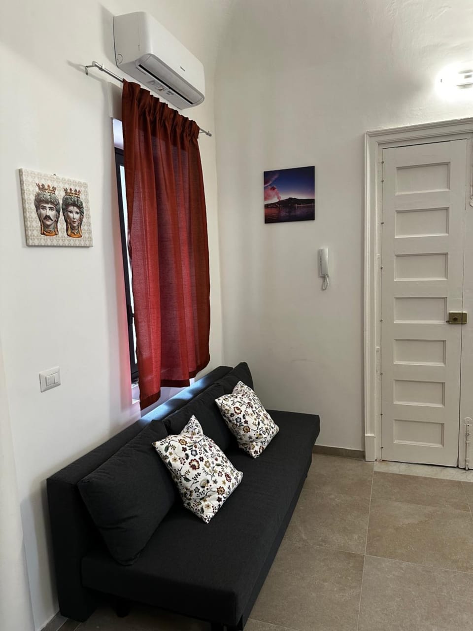 Living room, air conditioner