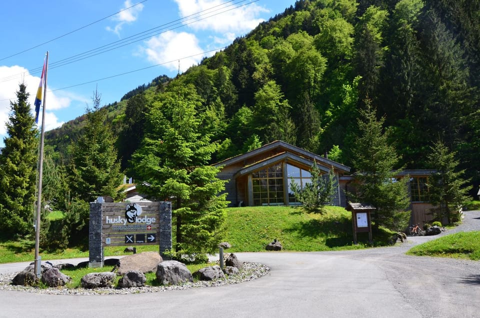 Restaurant/places to eat, Summer, Area and facilities