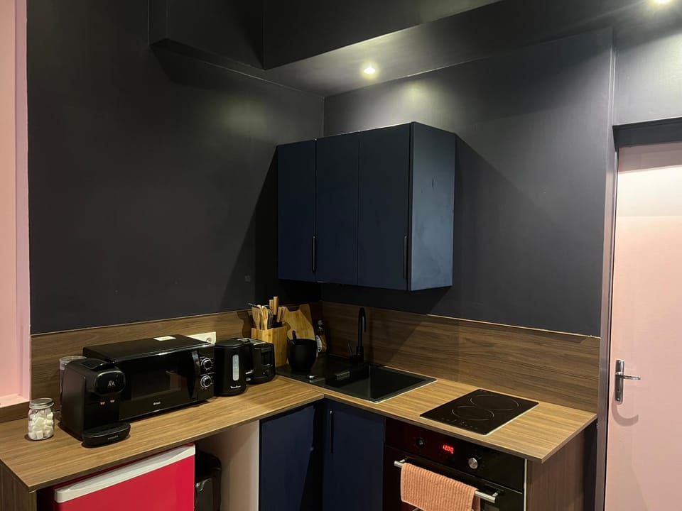 Cocon calme & coloré Idéal couple ou pro Apartment in Angers