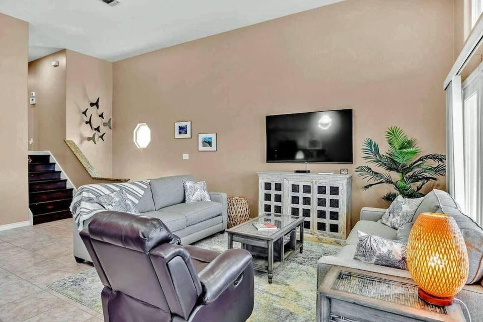 Cast-A-Waves House in Port Aransas