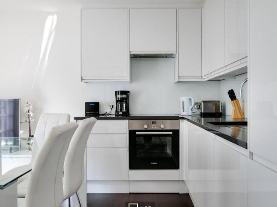 3 bedroom penthouse with balcony Apartment in City of Westminster