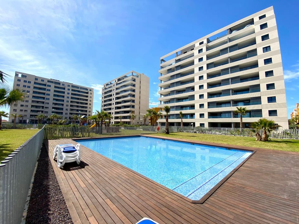 Property building, Pool view, Swimming pool