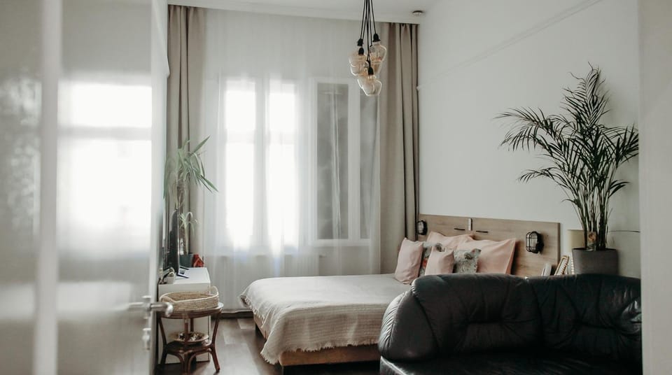 Bed, Living room, Bedroom