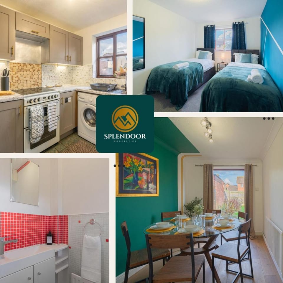 Kitchen or kitchenette, Dining area, Bedroom, stove