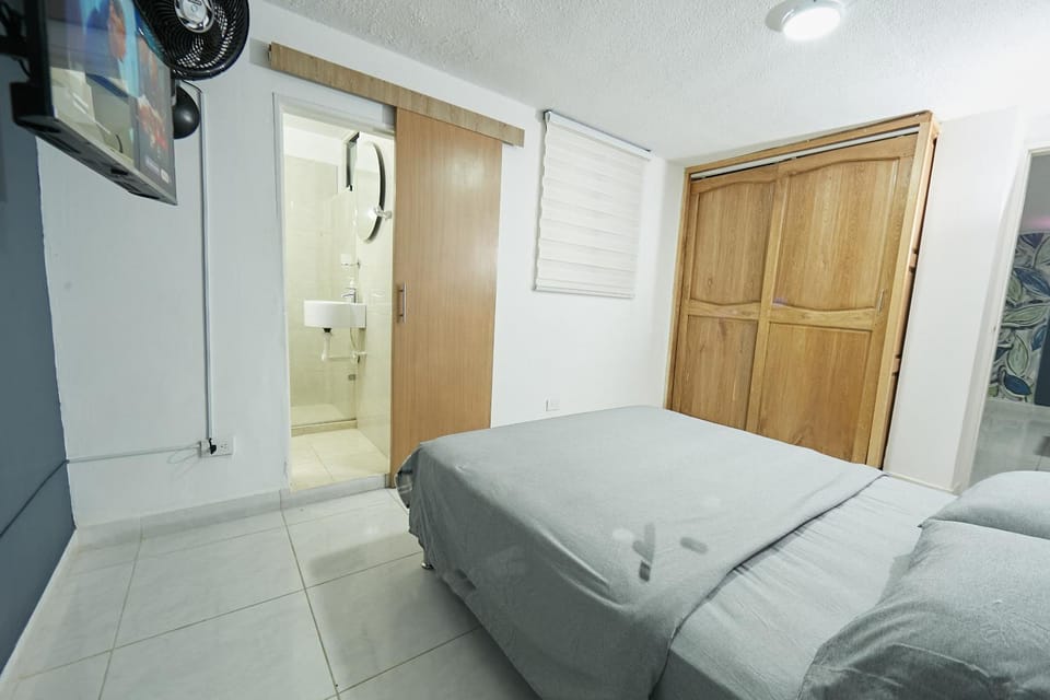 Bed, Bathroom, Photo of the whole room, Bedroom, fireplace, towels, wardrobe