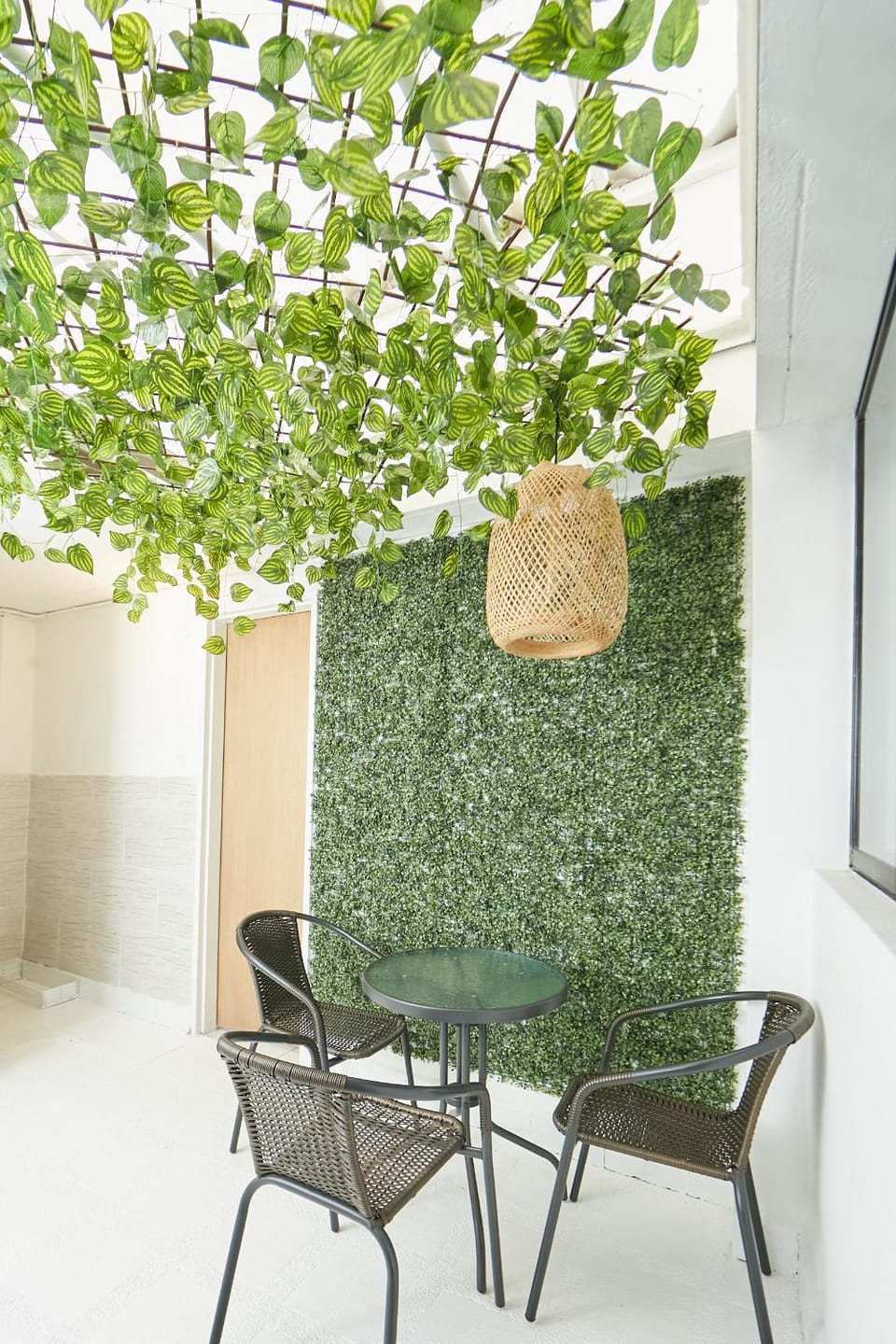 Patio, Communal lounge/ TV room, Seating area, Dining area, Inner courtyard view