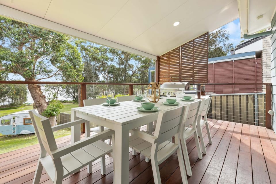 Aqua by Experience Jervis Bay House in Saint Georges Basin
