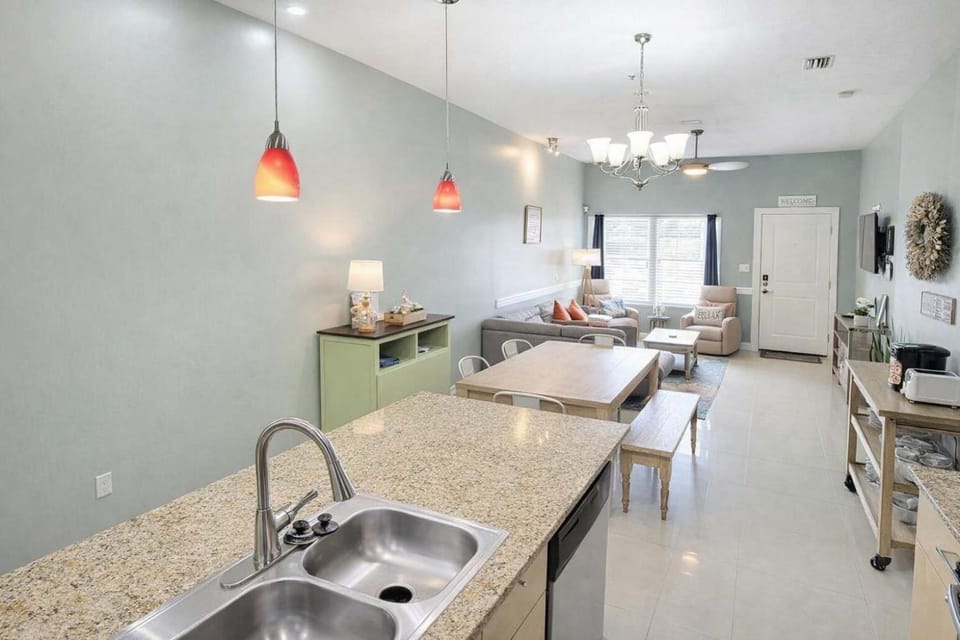 La Isla F102 condo Apartment in South Padre Island