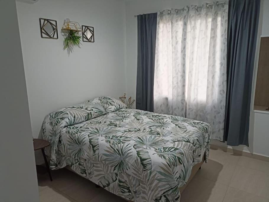 Departamento Planta Baja, A 1 Minuto de la playa. Apartment in Mazatlan