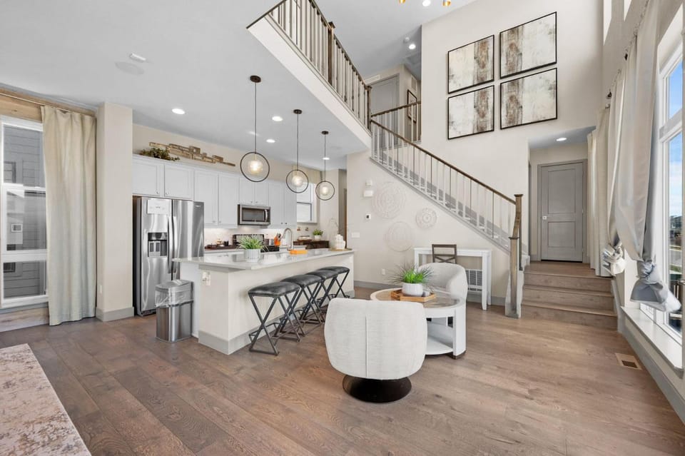 Orleans Street - Aurora House in Commerce City