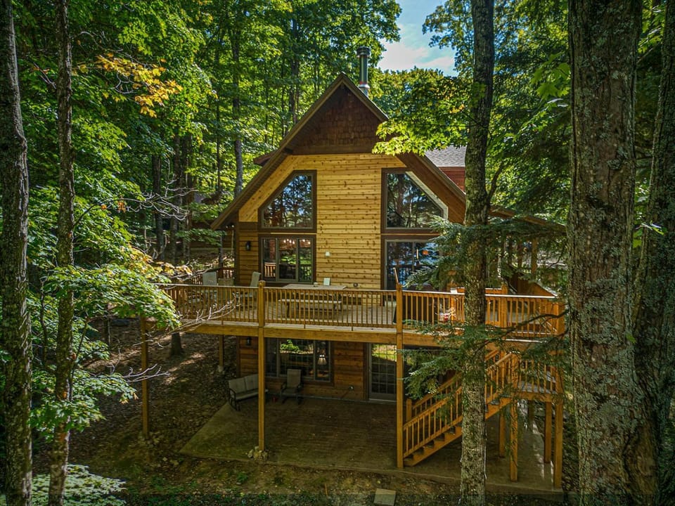 Majestic Maples on Kentuck Lake in Eagle River WI House in Wisconsin