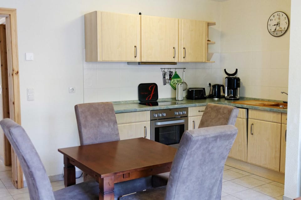 Haus "Gelbensander Forst" GM 69907 Apartment in Müritz