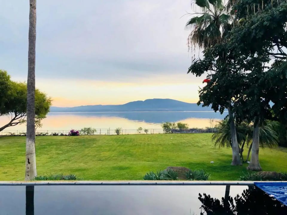 Garden, Garden, Lake view, Mountain view