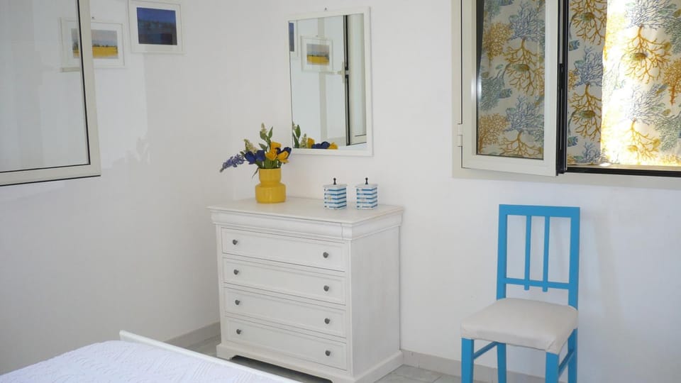 Decorative detail, Bedroom