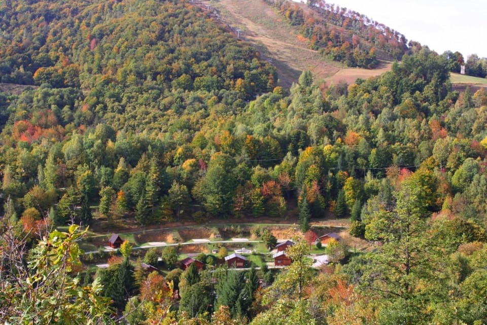 Facade/entrance, Skiing, View (from property/room), Autumn, On site