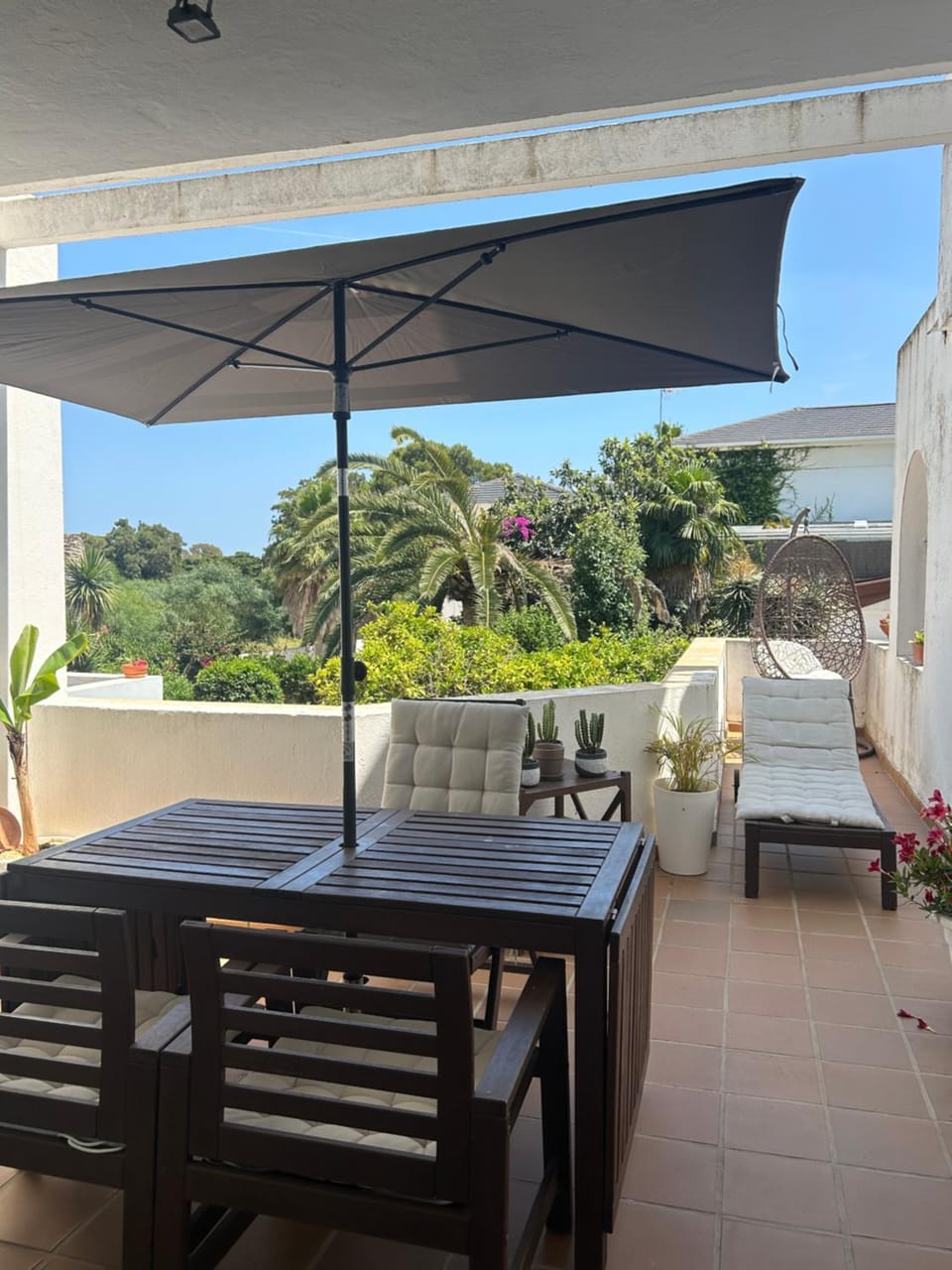 View (from property/room), Balcony/Terrace, Dining area