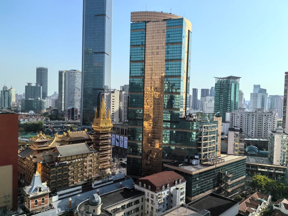 View (from property/room), City view, Landmark view, Street view