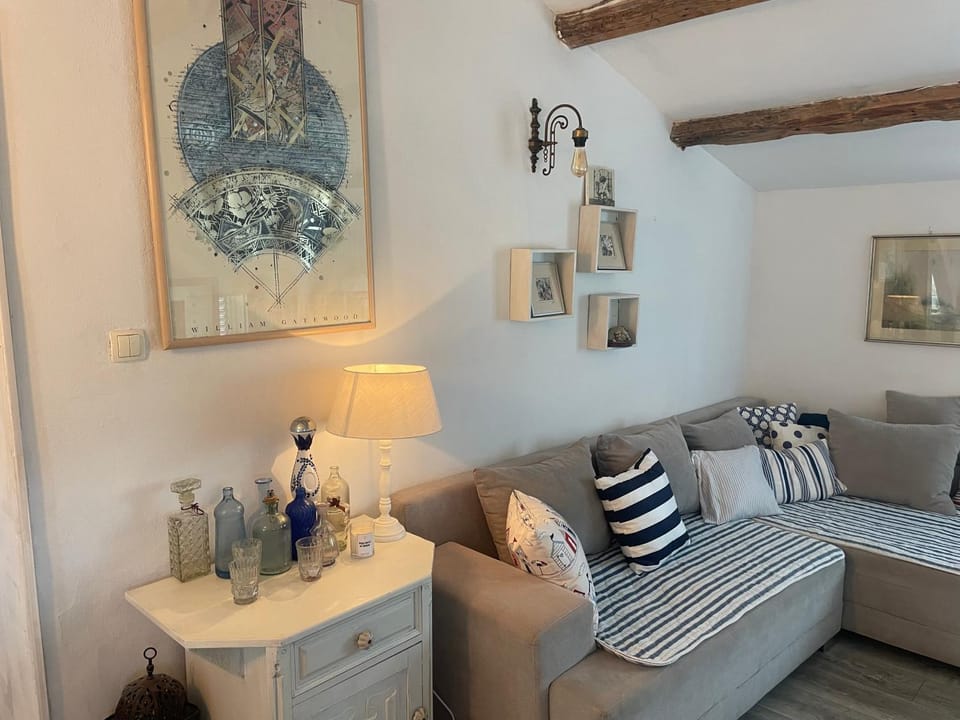 Apartment Vintage Art Apartment in Split