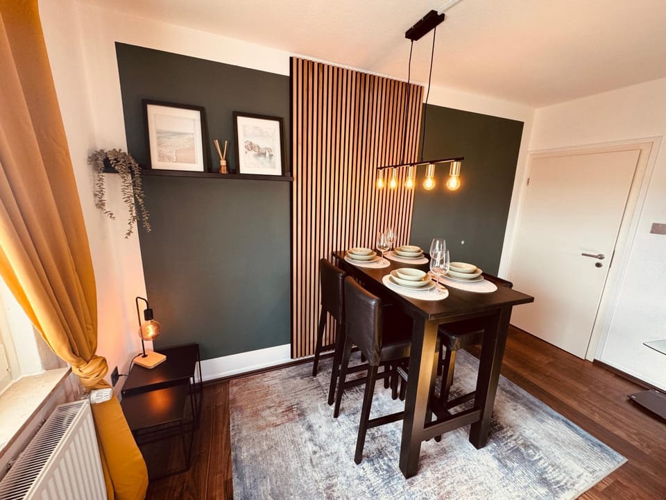 Living room, Seating area, Dining area
