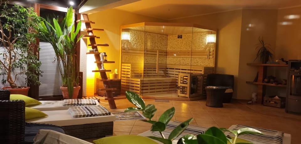 Sauna, Spa and wellness centre/facilities