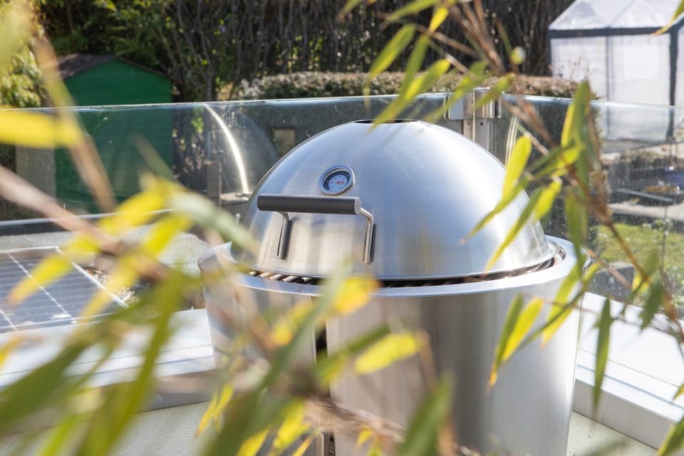 BBQ facilities, Garden view