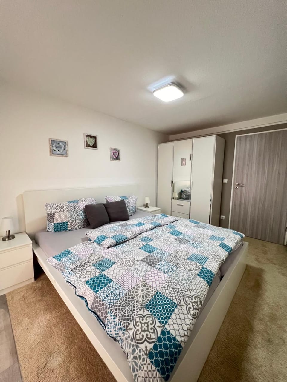 Bed, Bedroom, wardrobe