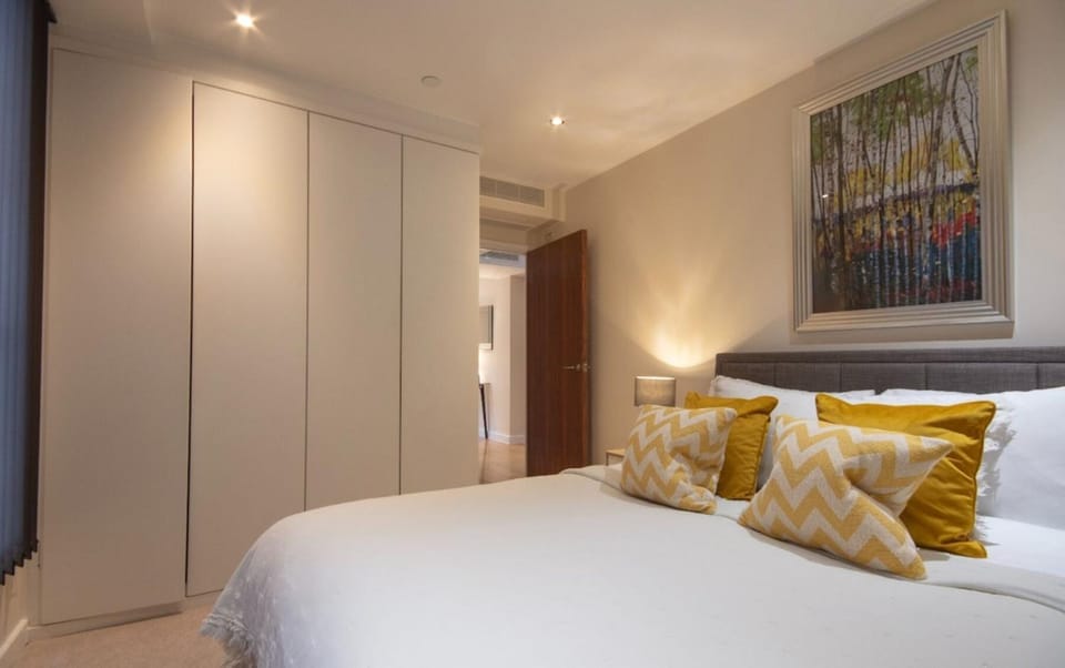 Bed, Bedroom, wardrobe