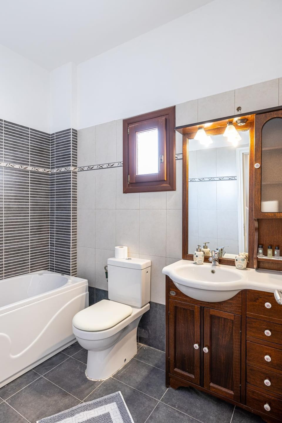 Toilet, Bathroom, Bath