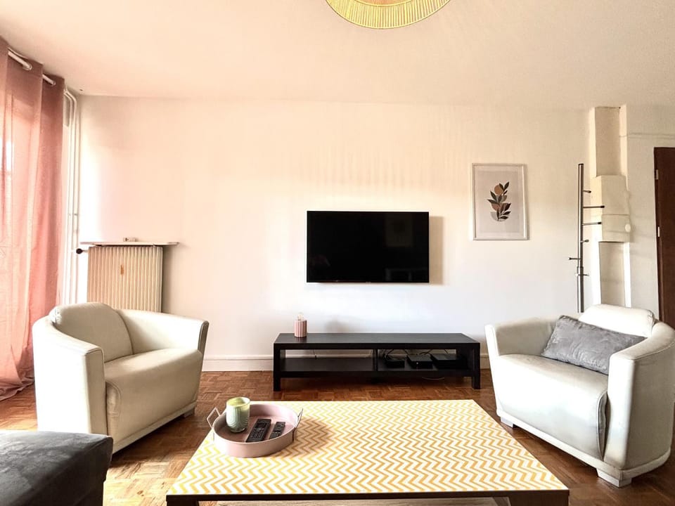 M057 Marquer T3 proche frontière Apartment in Annemasse