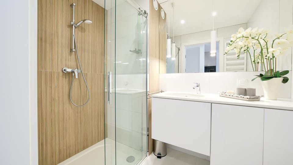 Shower, Bathroom