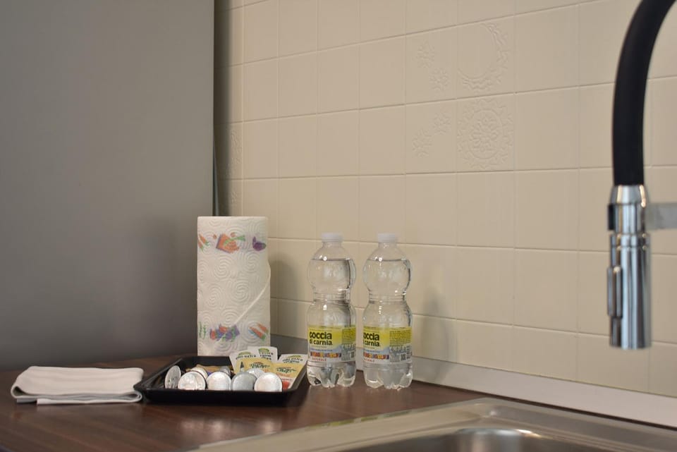 Coffee/tea facilities, Kitchen or kitchenette