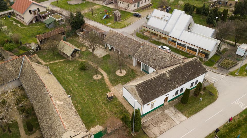 Property building, Spring, Natural landscape, Bird's eye view, Garden, Street view
