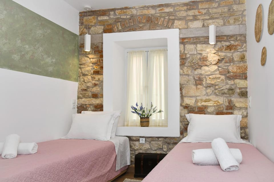 Captain Theo's modern apartment Maria Apartment in Corfu, Greece