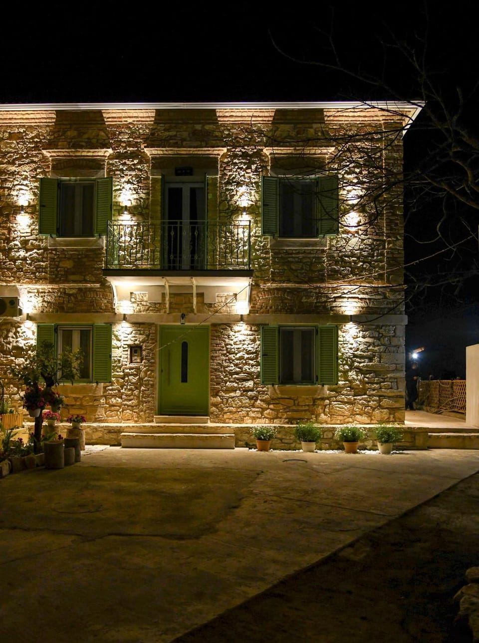 Captain Theo's modern apartment Maria Apartment in Corfu, Greece